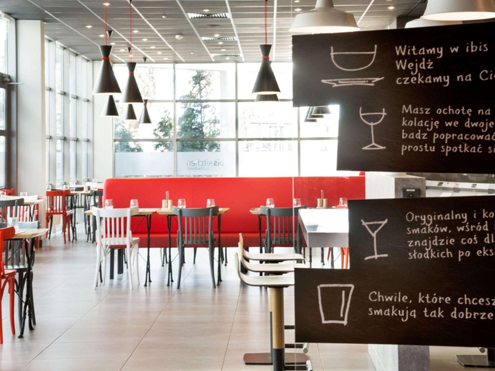Ibis Poznan Stare Miasto Bagian luar foto